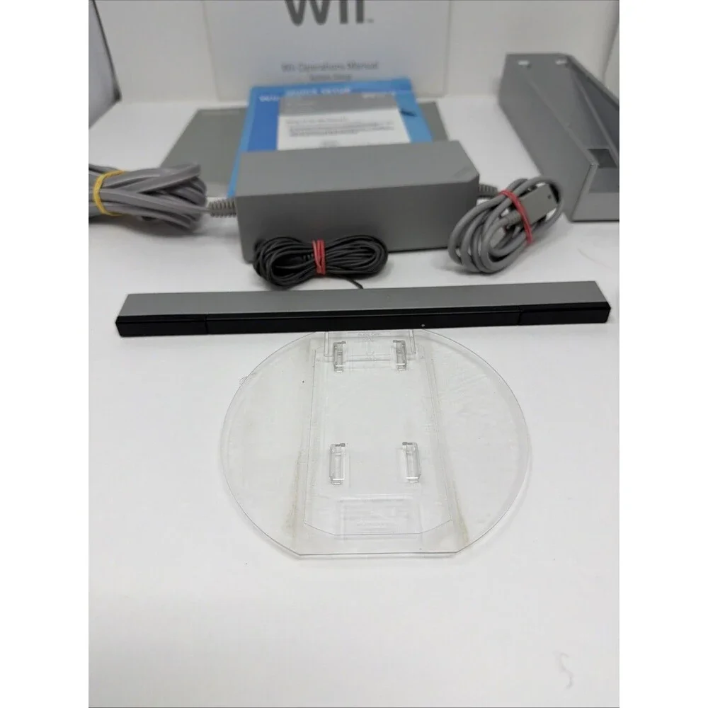 Nintendo Wii RVL-001 White Console Gamecube Compatibility Tested Works bundle